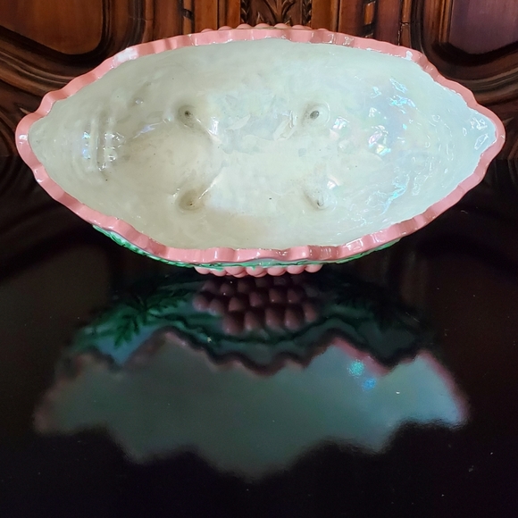 Vntg Handpainted Ceramic Centerpiece Bowl Pink Grapes🍇 Green, Gold Irredescent - Picture 7 of 15